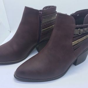 Maurice's Western Ankle Burgundy Boot Size 8 Women